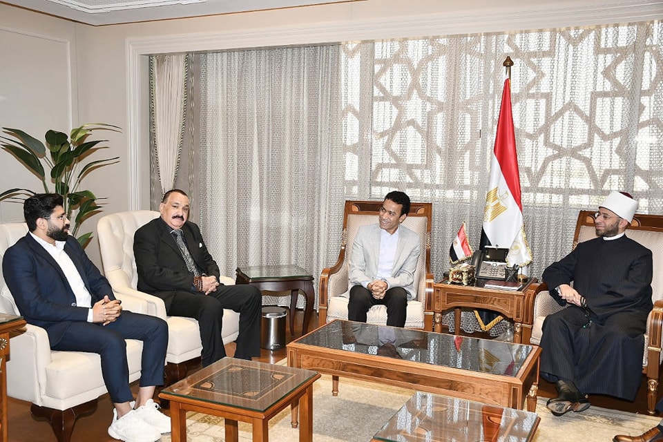 مصطفي عصام تكريم قطايف